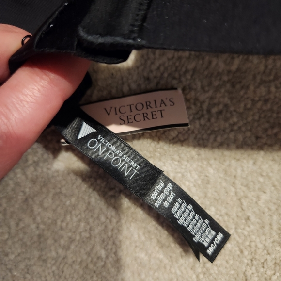 Victoria's Secret sports bra - Picture 4 of 4